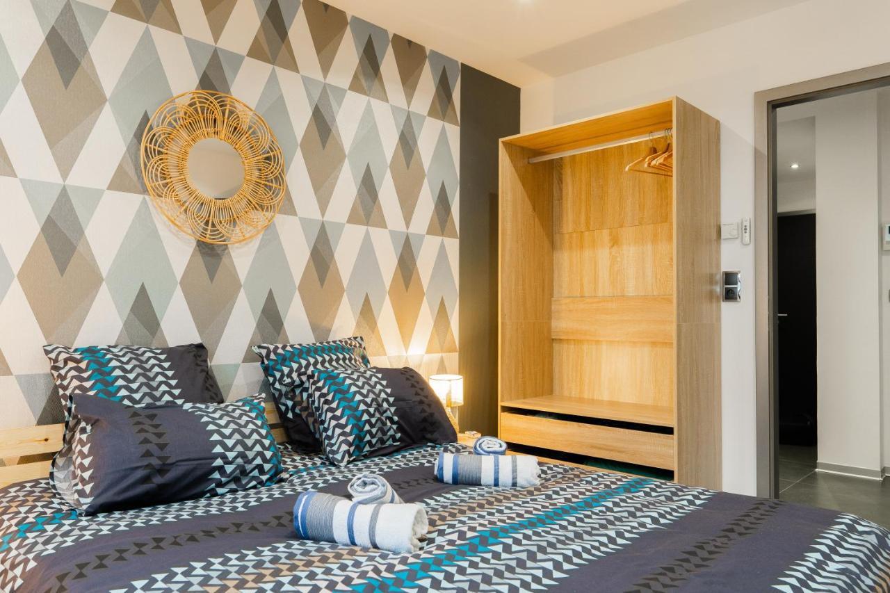 La G - De Standing Apartment *